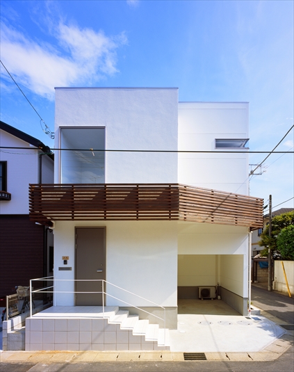 敷地を最大限に利用したバルコニー