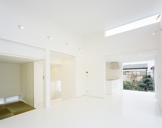 リビングから外を見る