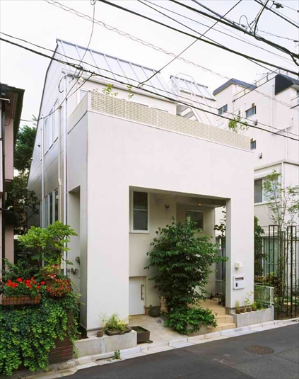 敷地を最大限に活用した外観