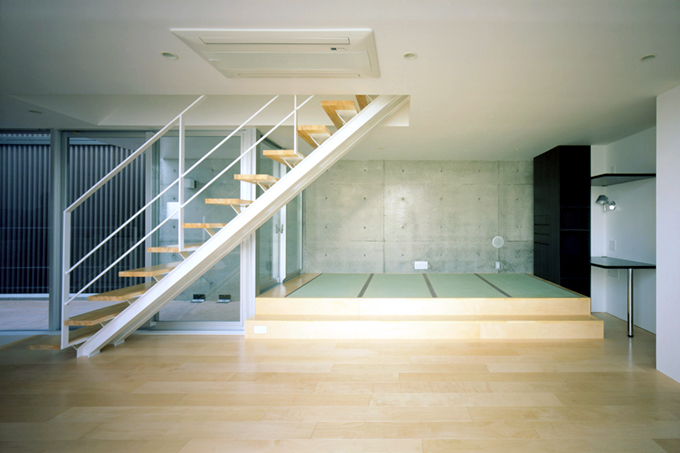 リビング隣接する仏間