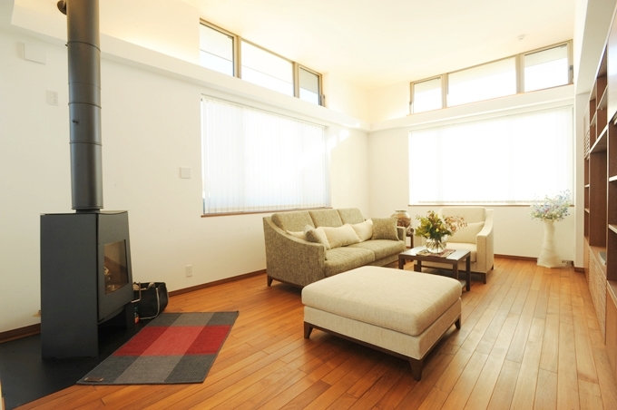 ゆったりと時が流れる落ち着いたリビング