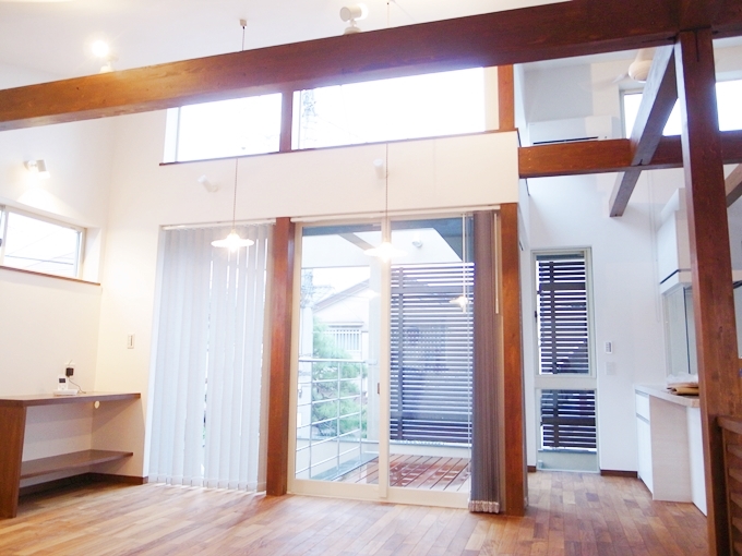 室内とつながり空間が広がるバルコニー