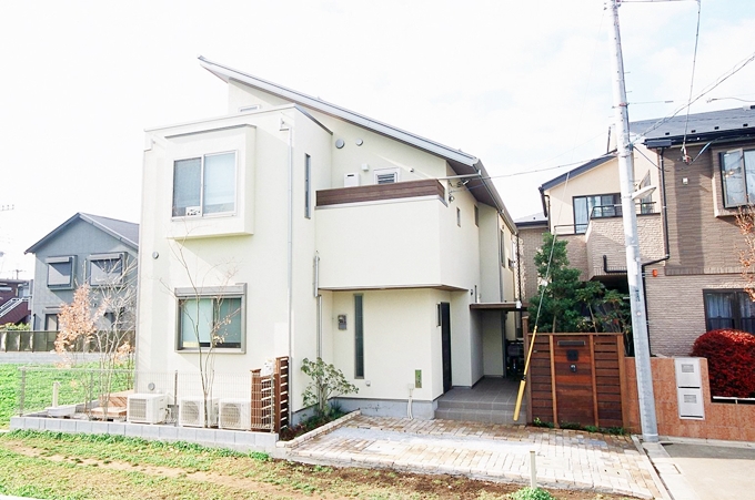 北面には使い勝手の良いサービスバルコニー