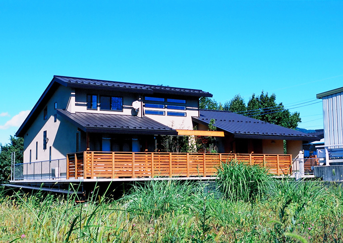 採光も考慮した外壁