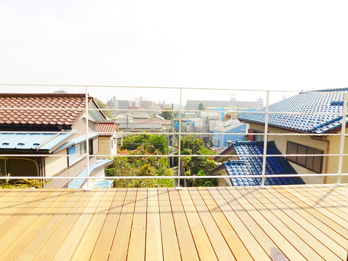 ウッドデッキ