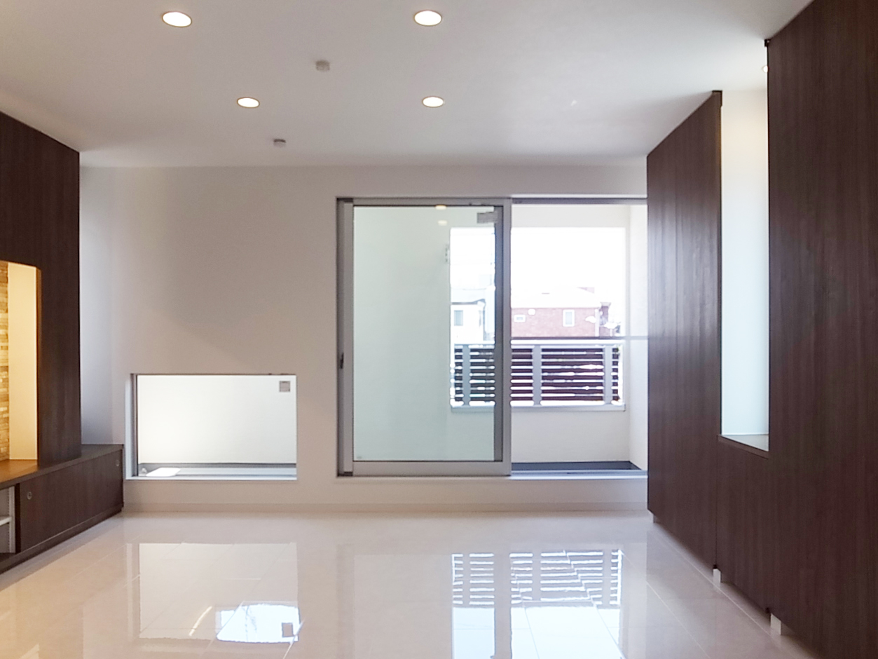 インナーバルコニーを併設したプライバシーが守られたLDK