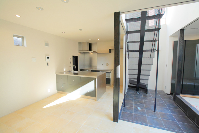 内観３／リビング