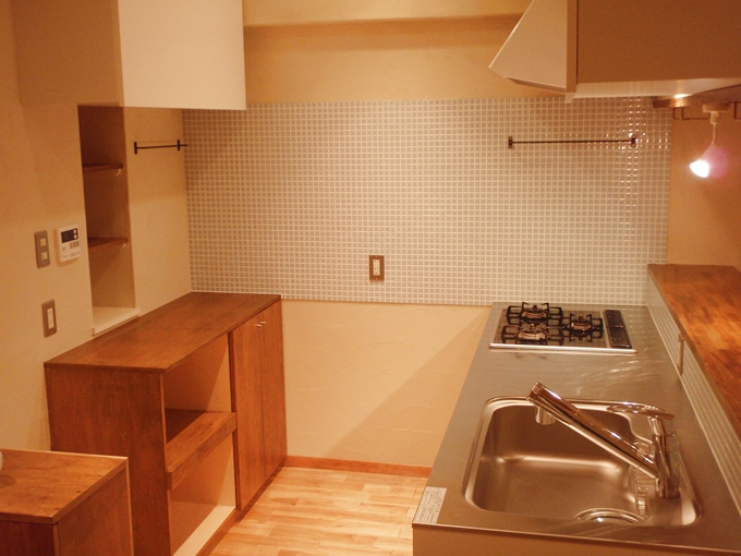 タイルのオリジナルキッチン