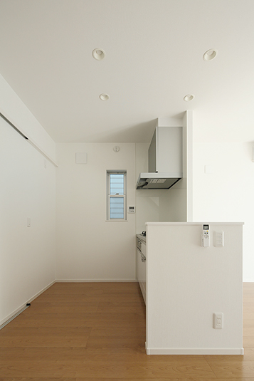 すっきりコンパクトにまとまったキッチン