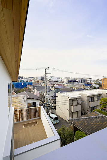 町を一望の眺めを一人占めの贅沢