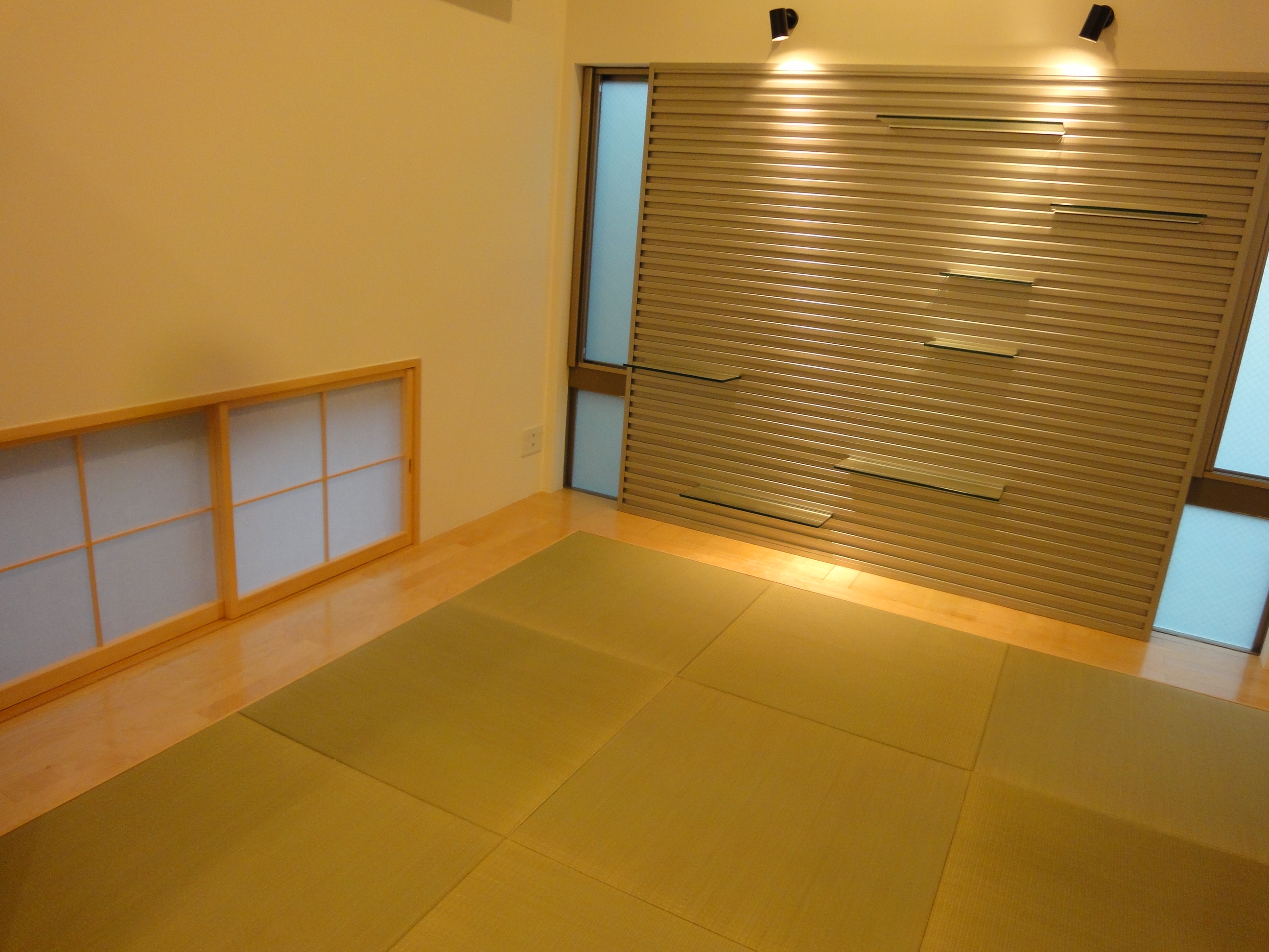 ガルバな床間壁