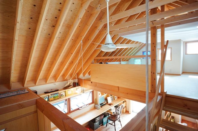 断熱材を屋根の面に使用した住宅