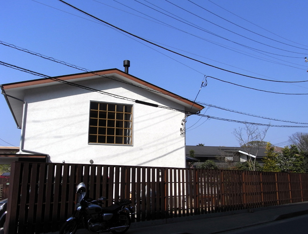 外壁　ワラすさ入りベルアート木ゴテ仕上げ