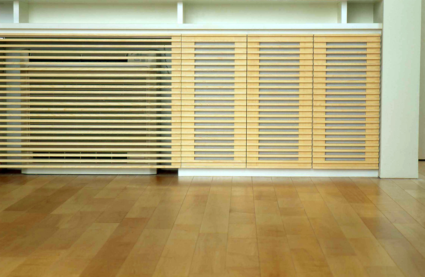 各室、作り付けの家具とエアコンの吹き出し口のデザインを統一