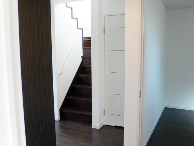 シンプルな内観