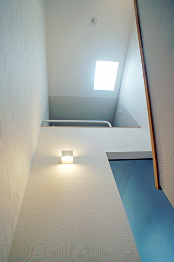 階段室に設けられたロフト