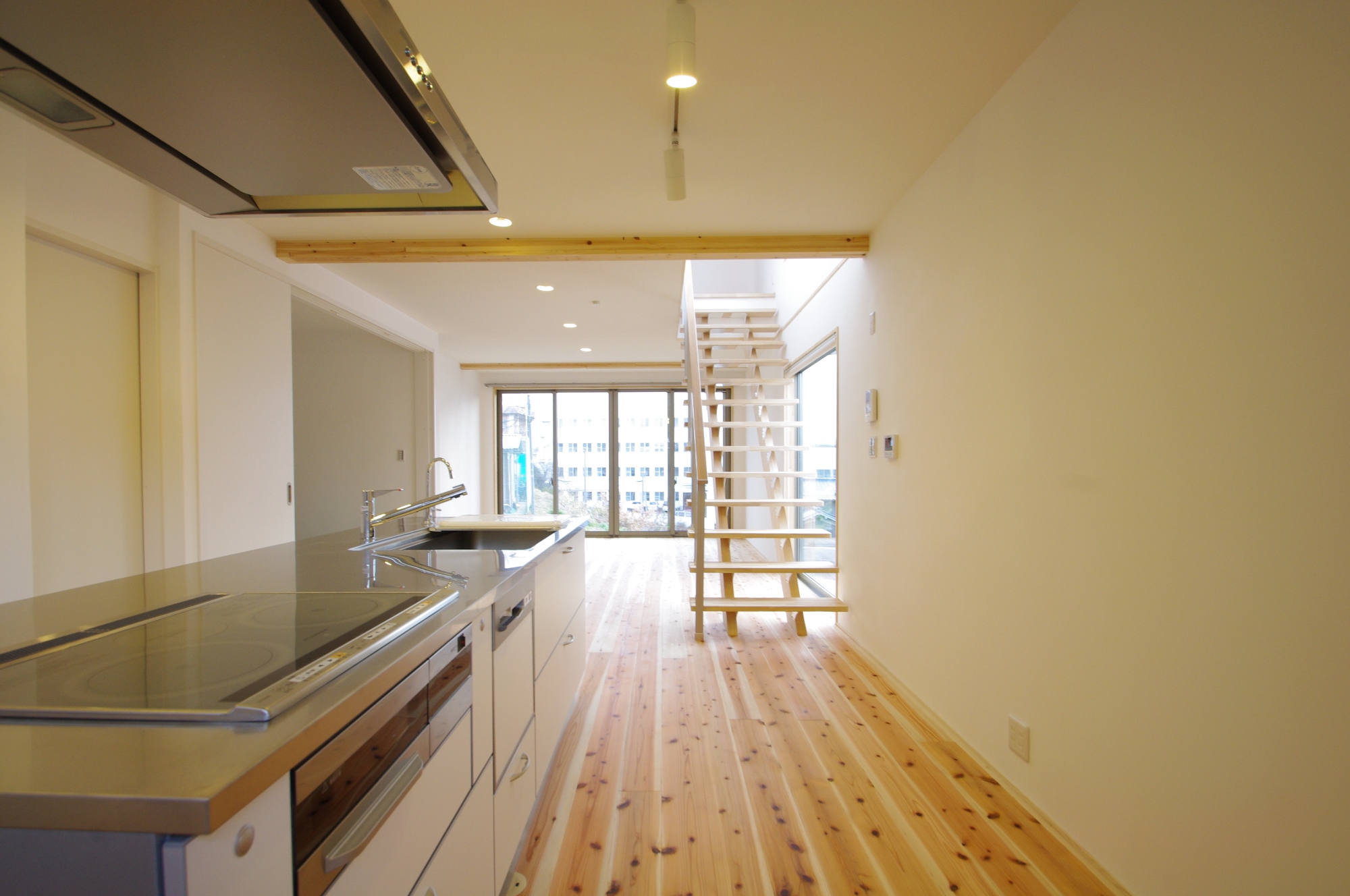 シンプルLDK リビングの光が届くｷｯﾁﾝ