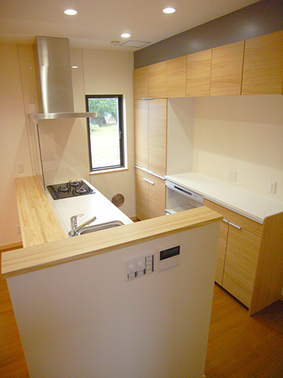 広々収納のカウンターキッチン