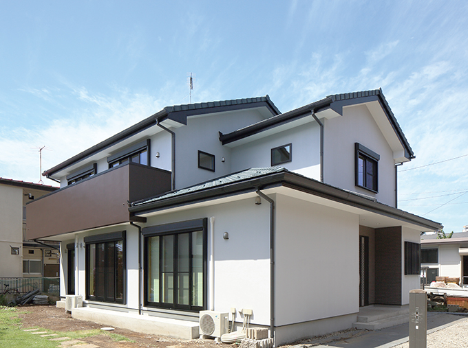 和風で厳格な外観