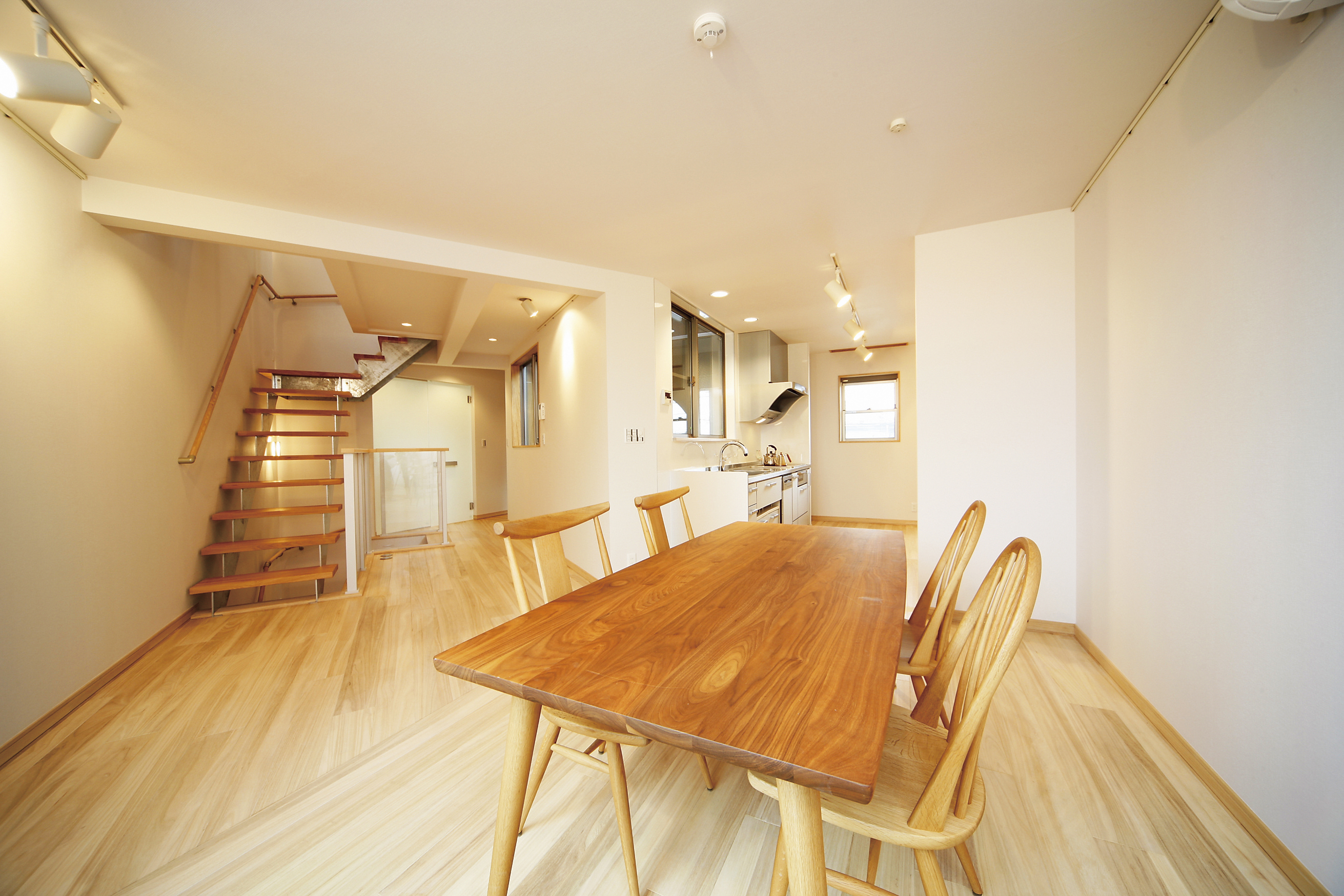 全体が見渡せるやさしい空間