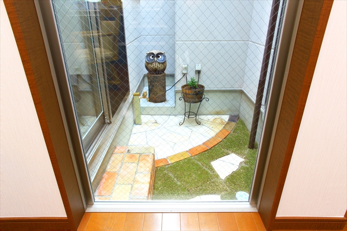 家の真ん中にあるパティオ（中庭）