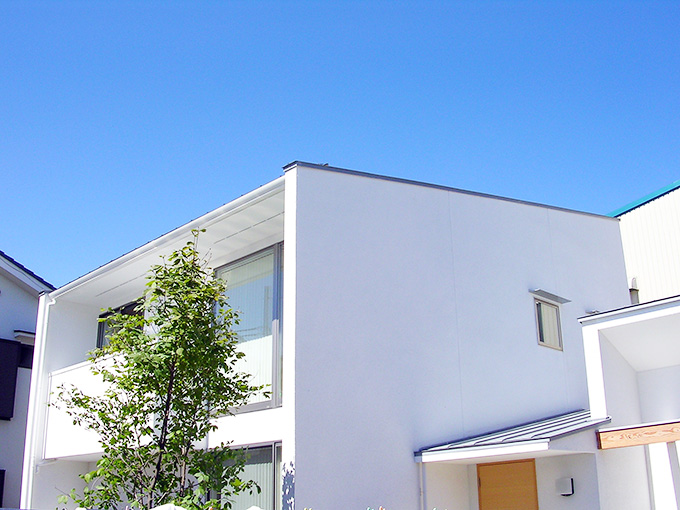住宅側の外観