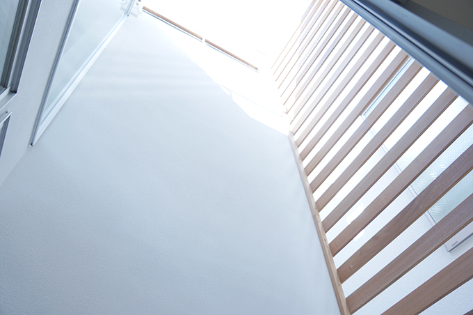 上からの光を下まで届ける設計