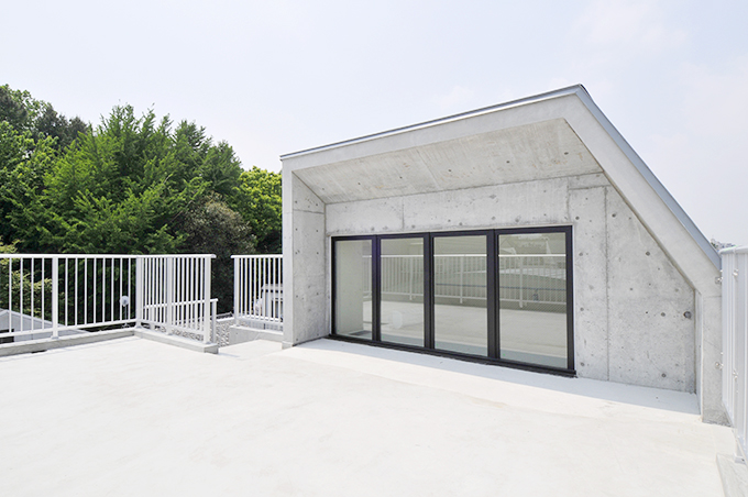 開放感のある屋上テラス