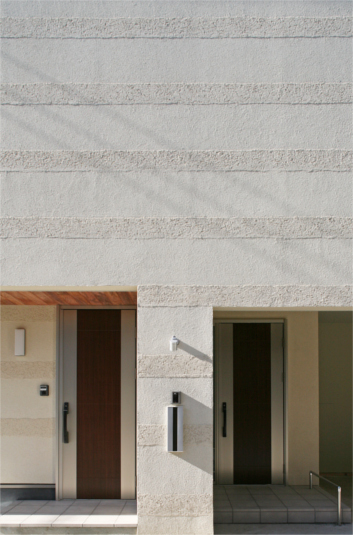 ナチュラルモダンな玄関外観