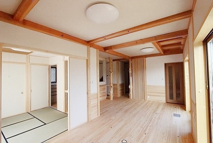 自然木の形をそのまま活かす柱