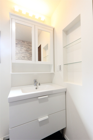 おしゃれな洗面化粧台