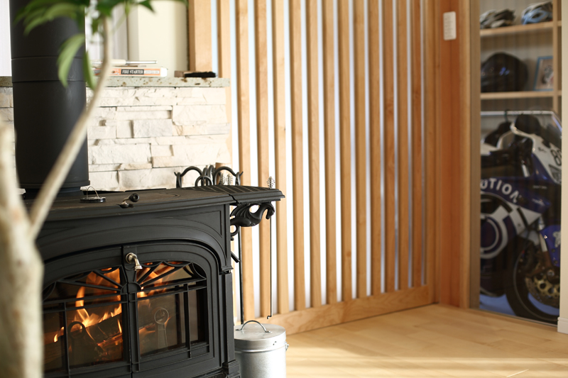 人が集う炎のある暮らし