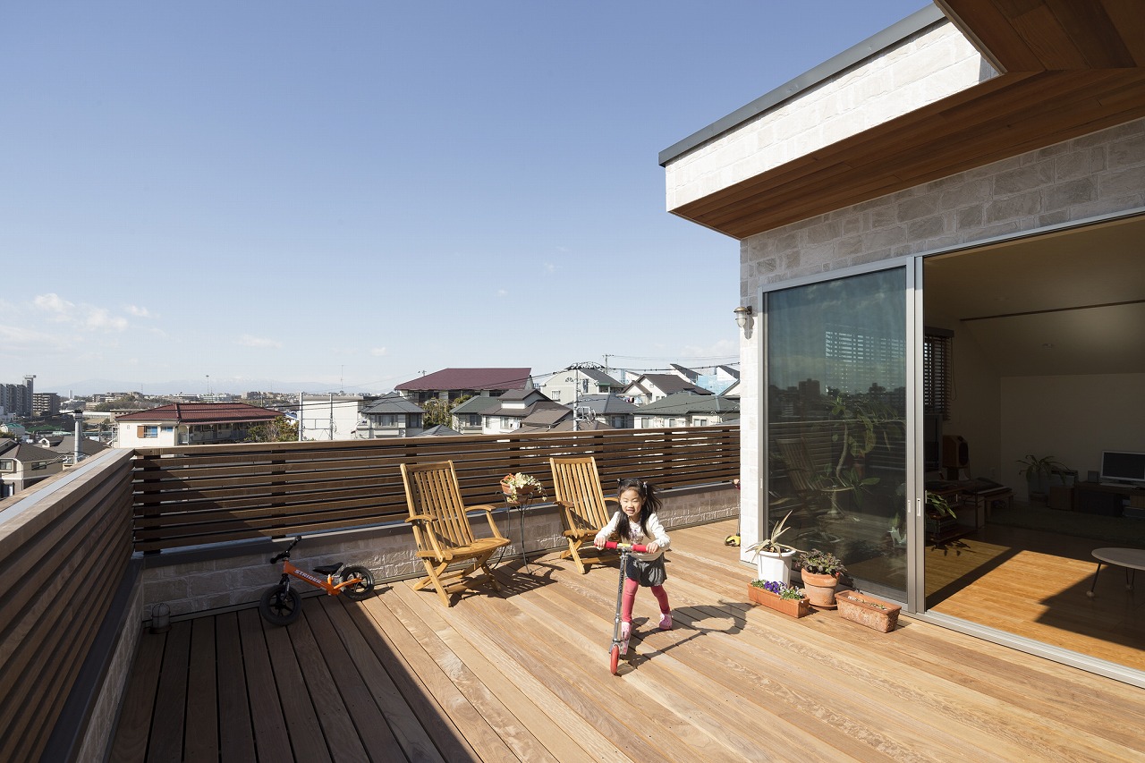 デッキバルコニー