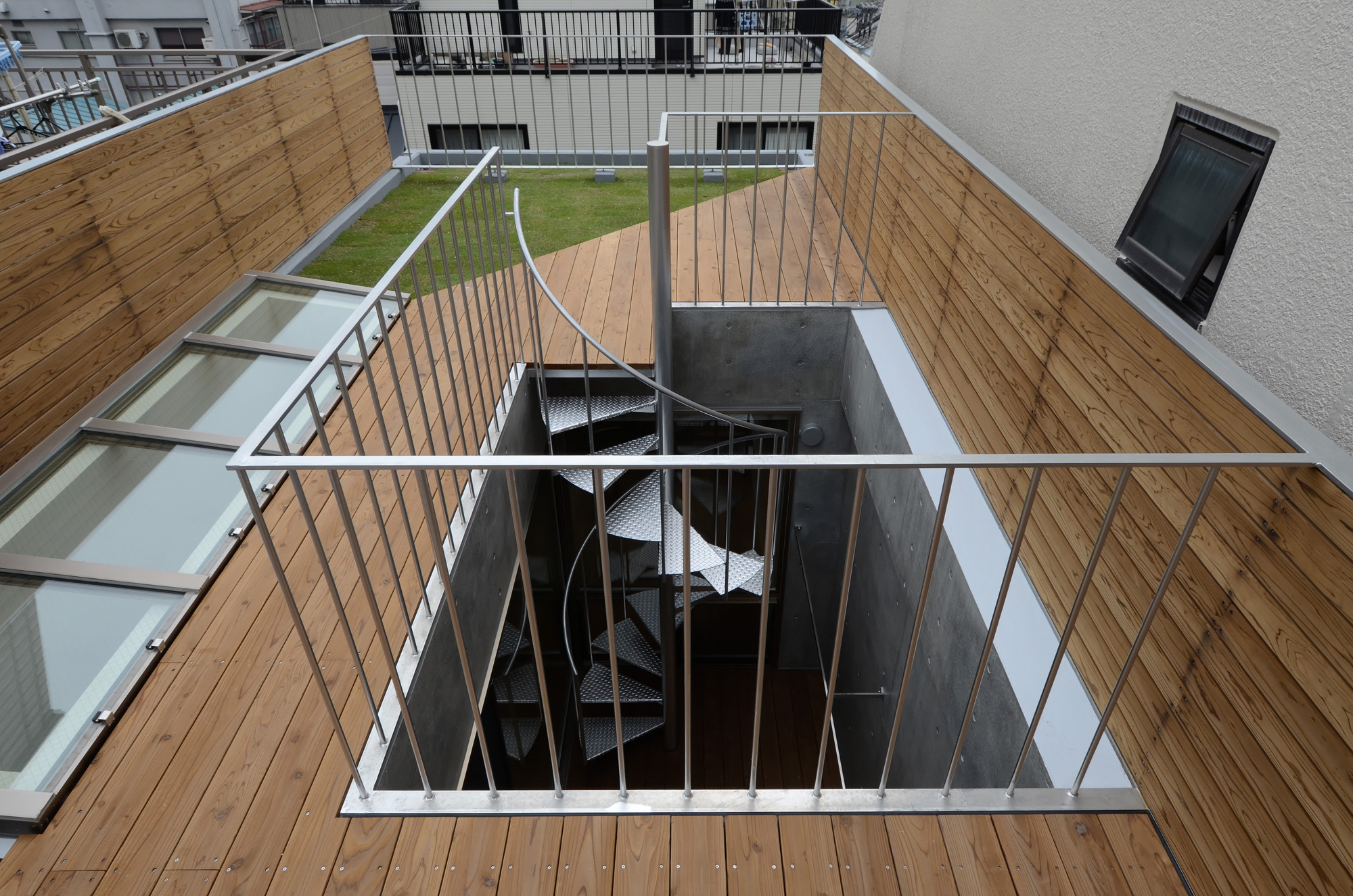 屋上とインナーテラス（中庭）