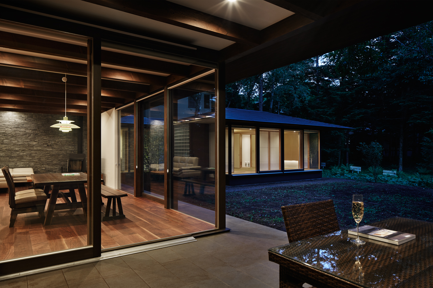 インナーテラス夕景