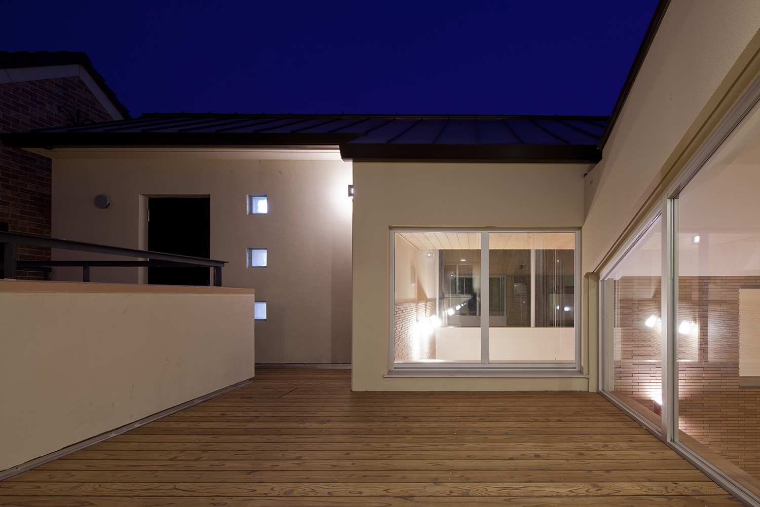 ルーフテラス夜景