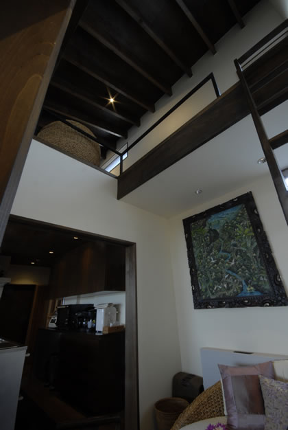 風の家のリビング