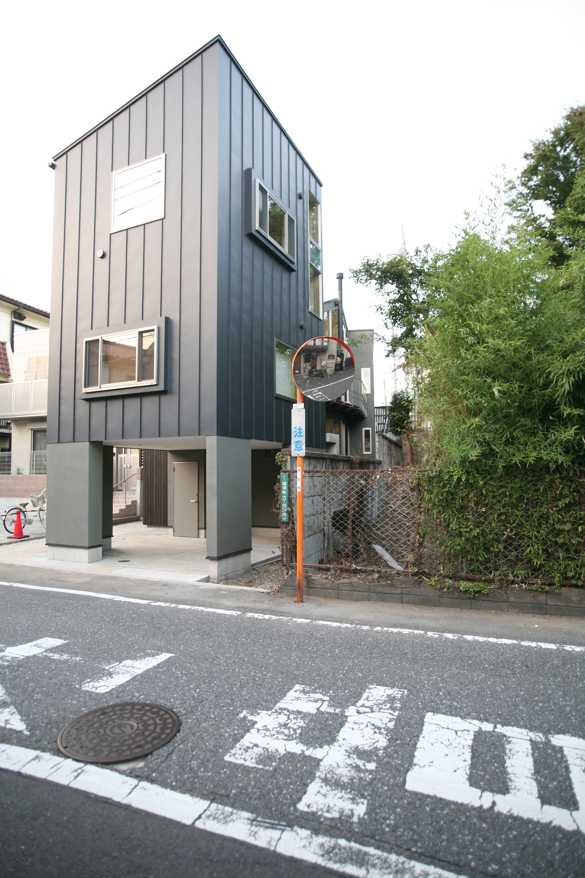 森を見る家11