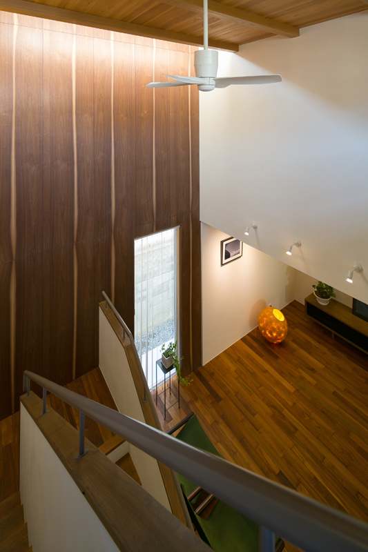 リビング吹き抜け