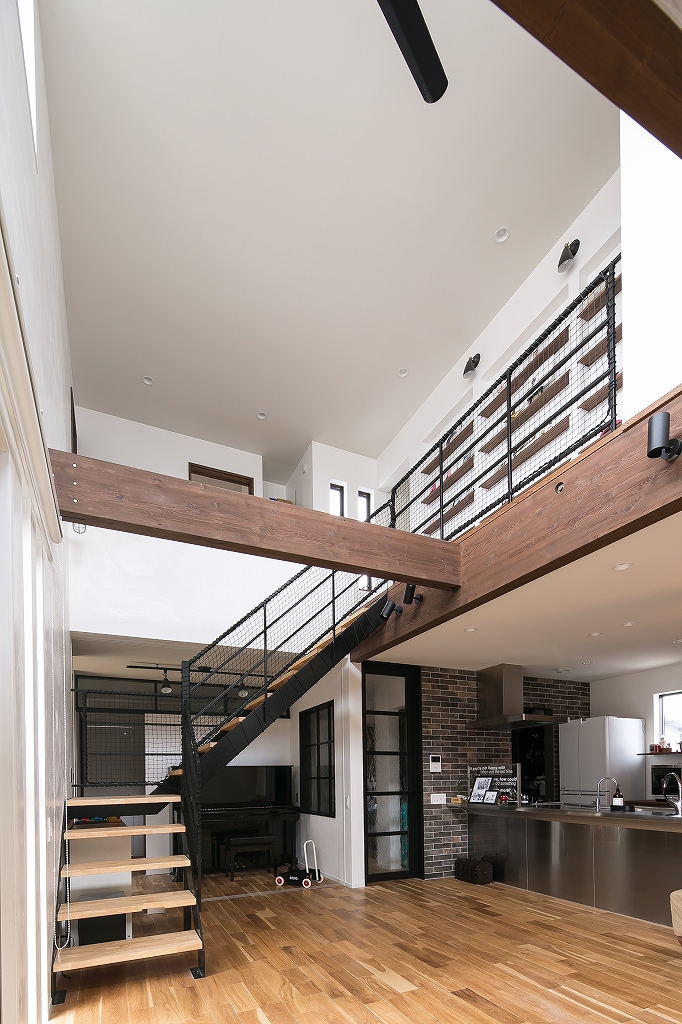 郊外住宅地でナチュラルに暮らす家