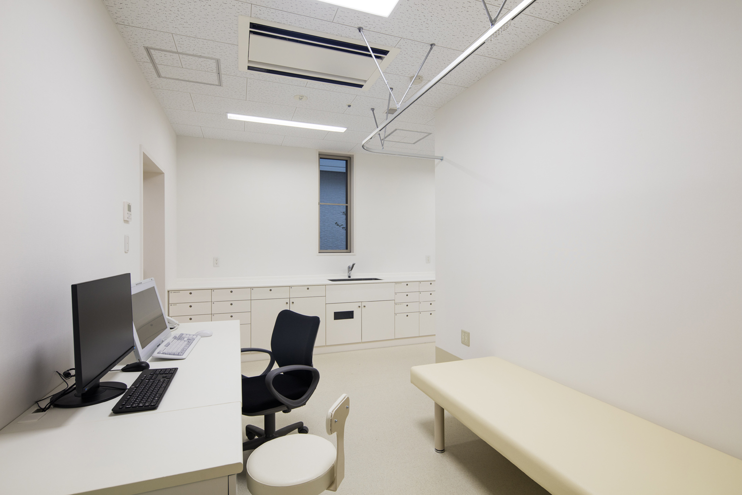 診察室｜カフェのようなクリニック｜茨城県土浦市