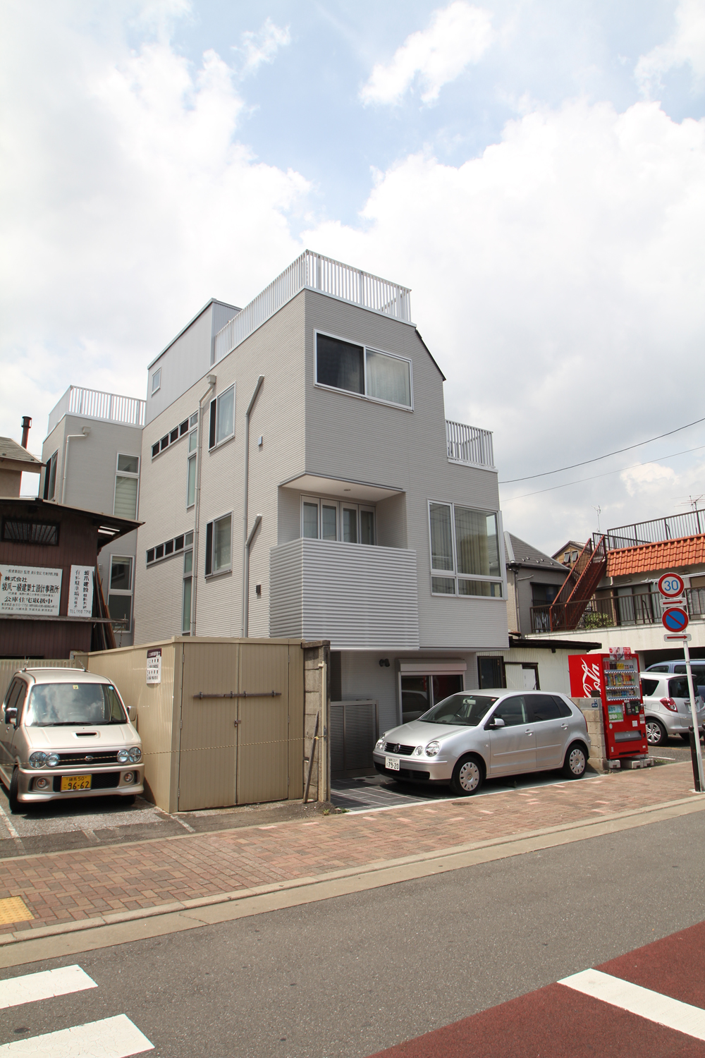 東側外観｜狭小間口の家｜東京都足立区