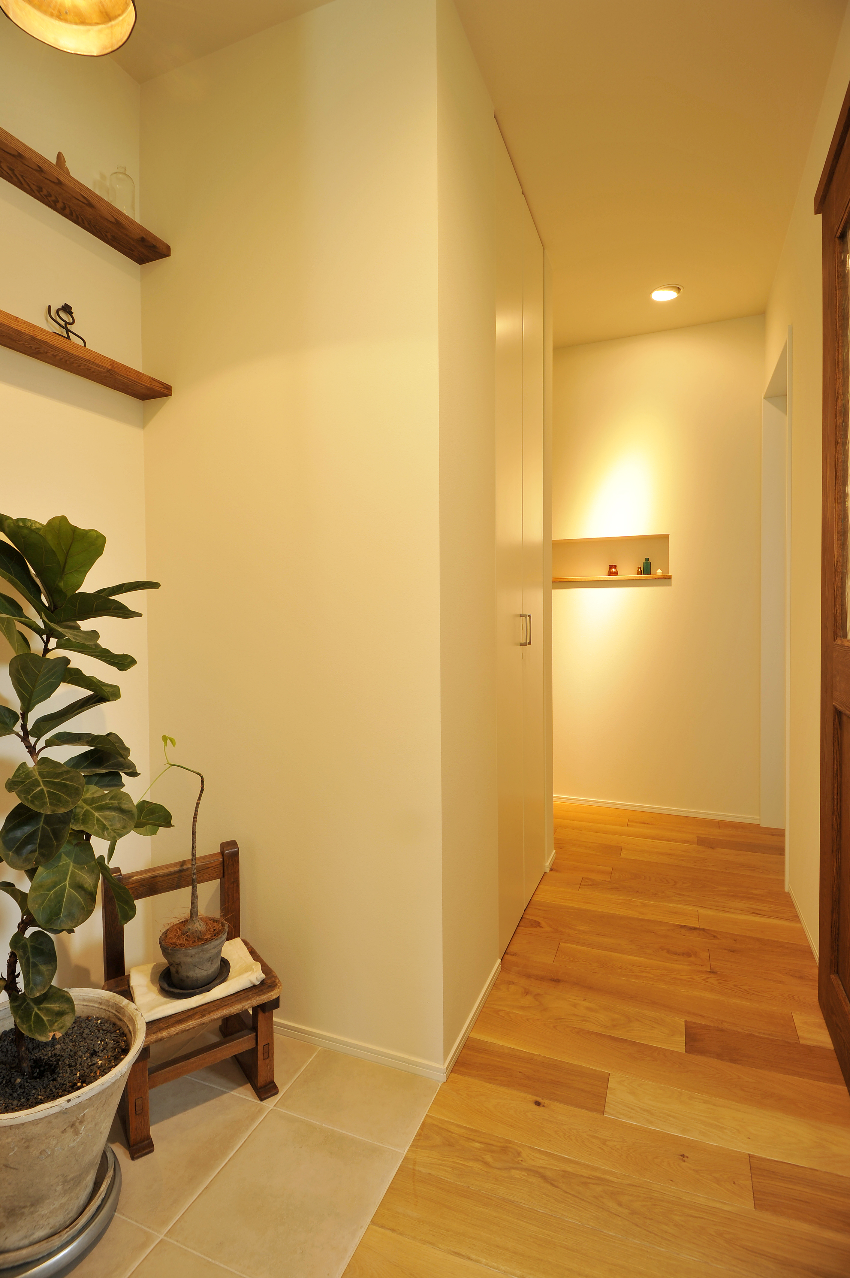 ニッチにはお気に入りのインテリア雑貨