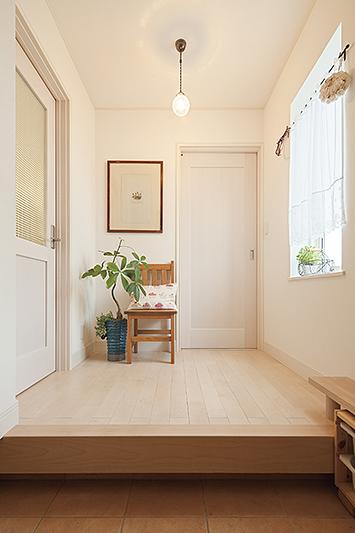 フレンチカントリー調の玄関