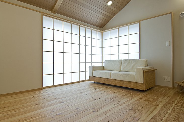 大荒障子を採用したスペース