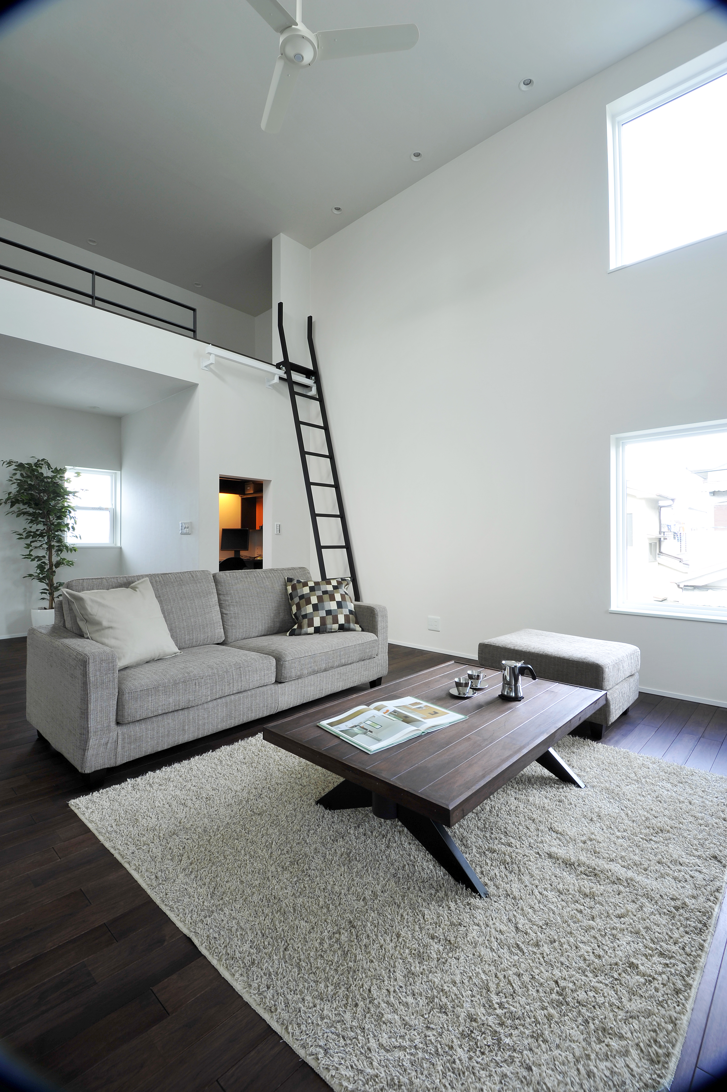 天井高をあげたリビングが心地よいLDK