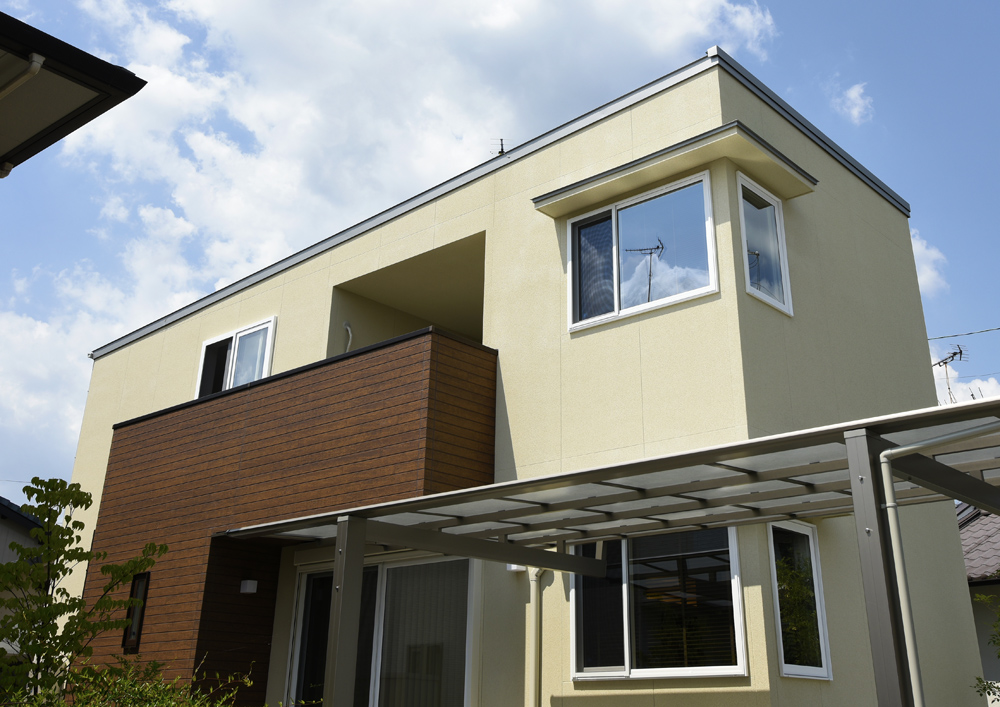 L字型の窓・庇が特徴的なパッシブ設計の家