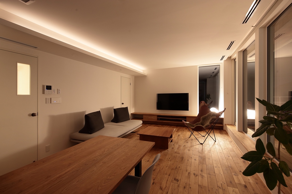 ヒカリと影の世界を楽しむ暮らし