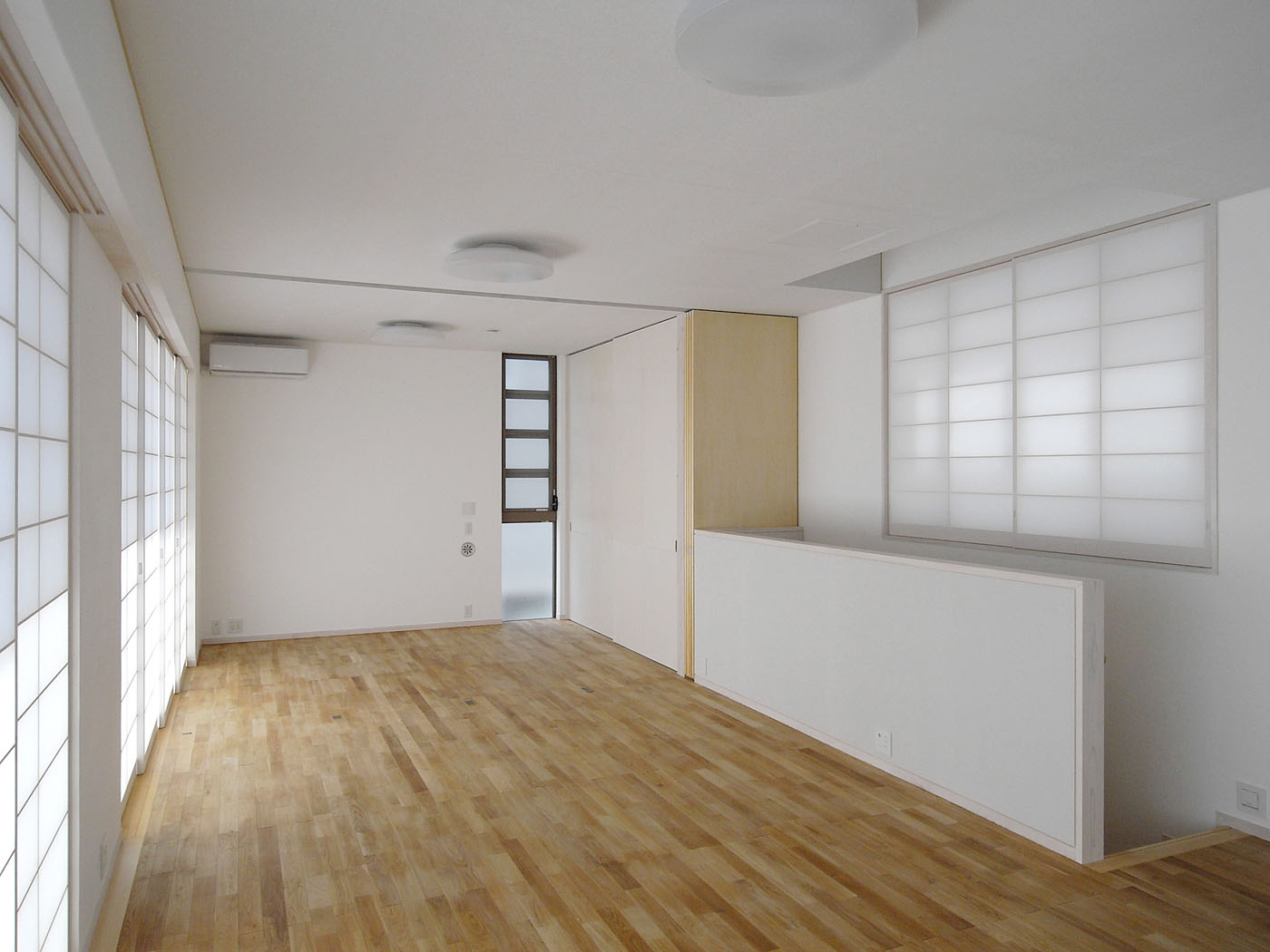 天井高2.7mのリビング