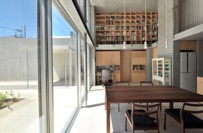 囲み庭の家 La Casa col Cortiletto Interno - by mcja